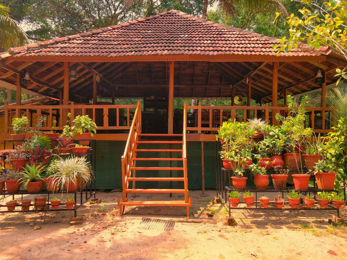 Palathra Heritage Mararikulam Bagian luar foto